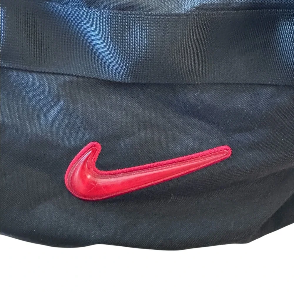 Nike Black Red High End Large Training Duffel Bag 3D Swoosh MINTY